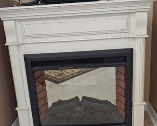 Electric Fireplace 40" x 40" Remote Control