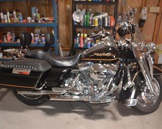 HARLEY DAVIDSON 2002 FLHT 1450 ELECTRA GLIDE 33,770 miles VIN:  1HD1DDV172Y652926      CONTACT US TO PURCHASE.    $5500