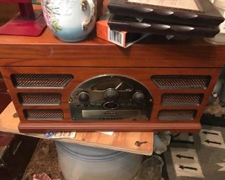 Crosley Radio not old 