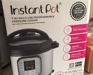 Instant Pot 7 in 1 multi-use programmable pressure cooker.