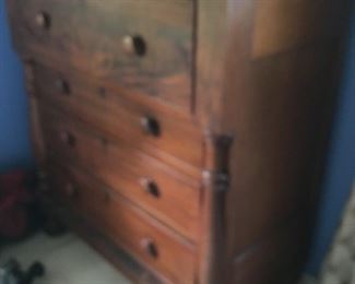 Antique chest of drawers.