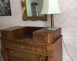 Antique chest of drawers.