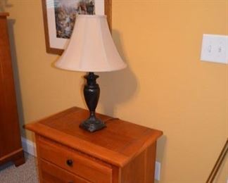 Vaughan Furniture Co. 5 piece Bedroom set: queen bed, two nightstands, dresser & dresser w/mirror.