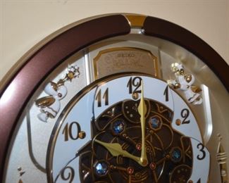 Seiko "Melodies in Motion" clock