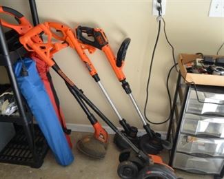 Black & Decker trimmers & edger