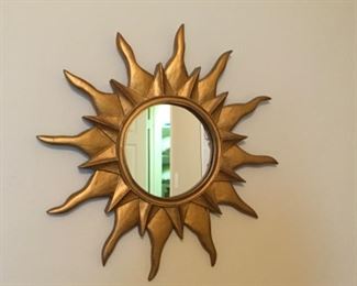 Item:   Gold Sun Mirror
Condition:  Excellent 
Measurements: 18 d

Price: $35
