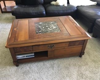Item:   English Coffee table with marble insert, drawers and lift tops
Condition:   Excellent
Measurements: 48w x 35d x 17h
Description:  

Price:  $350
