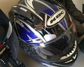 Item:  KBC Moto motorcycle helmet large 59-60 centimeters
Condition: used
Measurements: 59-60 centimeters

Price:  $200
