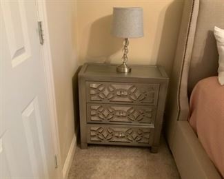 Item:   Pair of Wayfair silver bedside tables
Condition:   Excellent
Measurements: 26w x 12d x 28h

Price:  $400
