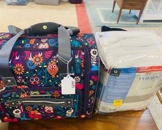 Lilly Bloom Carrier      Heated Mattress Pad