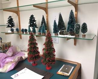 . . . these are great Christmas accessories