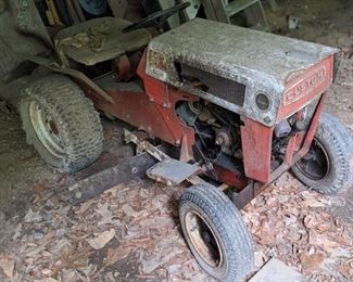 Sears Custom Lawn Tractor
