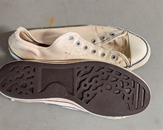 Vintage Lowcut Converse Sneakers
