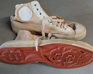Vintage Spalding Canvas Sneakers