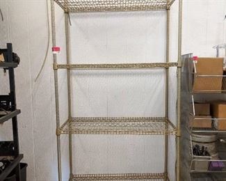 Adjustable Shelf