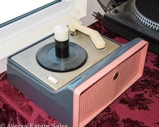 Vintage 45s Turntable