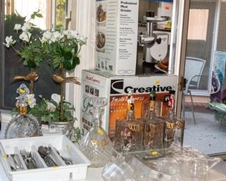 TABLES of Kitchenware