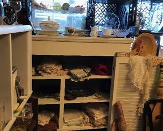 dininglinens