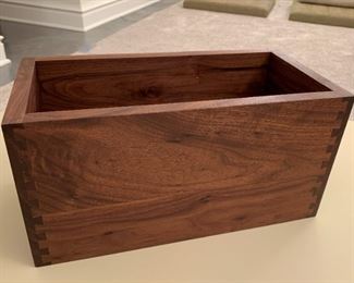 De La Espada solid wood box. MEASUREMENTS: 8"H x 15 1/2"L x 8"W. $75