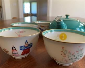 Alternate view - Fine porcelain teapot and cups. MEASUREMENTS: Teapot - 7" wide from handle. Cups 2 1/4"H x 3 1/2"D. PRICE: $35