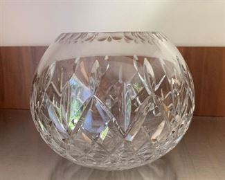 Rogaska Crystal rose bowl. MEASUREMENTS: 4 3/4"H x 6"W. $15