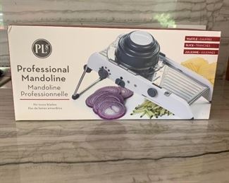 Professional Mandoline. $20