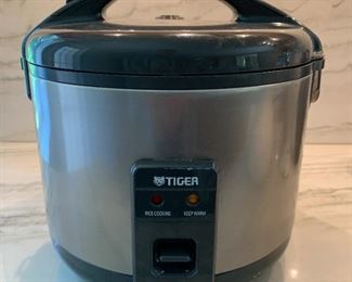 Tiger Rice Cooker. MEASUREMENTS: 10" H $35
