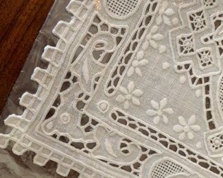 Alternate view - Lot of linens and placemats. $25 All