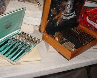 several sets of flatwear