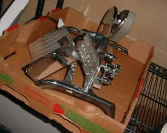 Electric meat slicer