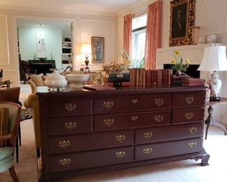 Stanley Furniture Co. mahogany dresser