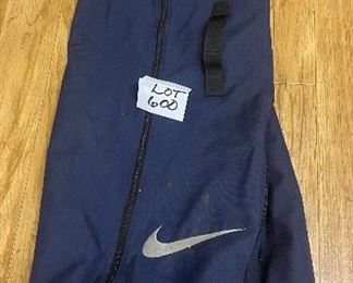Lot 600. $35.00.  Nike golf, travel bag with wheels