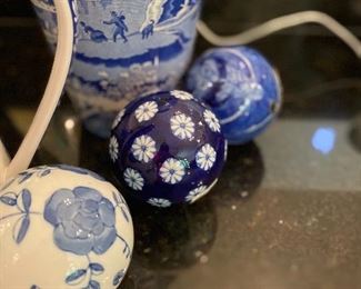 Lot 619.  $50.00.  Several pieces of blue and white Spode, scalloped bowl lidded dish, pitcher, vase, napkin and 3 unmarked blue and white spheres.