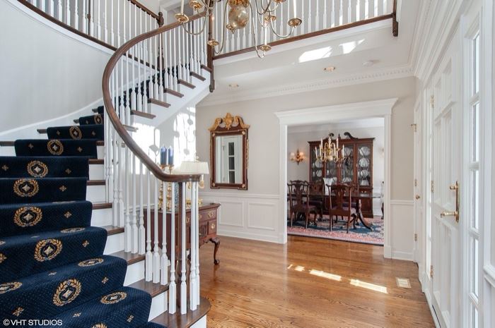 Wow What a Gorgeous Foyer
