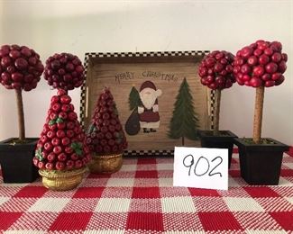 Lot 902. $20.00.  Cute Christmas tray (14x12"), 4 apple topiary, 2 apple candles  