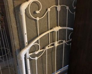 Twin metal head and foot board