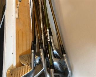 Golf clubs, no bag