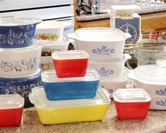 Vintage Pyrex sets