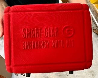 Smart Gear emergency auto kit: $10