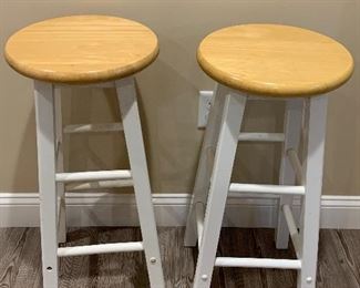 Item 197:  (3) Bar stools - 13" x 29": $20