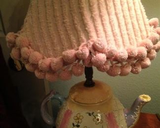 Precious teapot lamp with chenille shade
