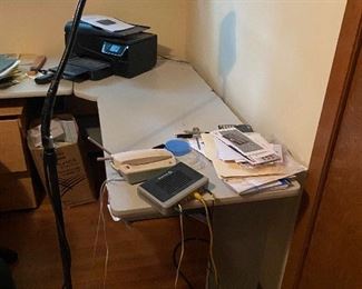 Floor lamp on wheels, desk system