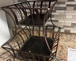 Metal display rack
