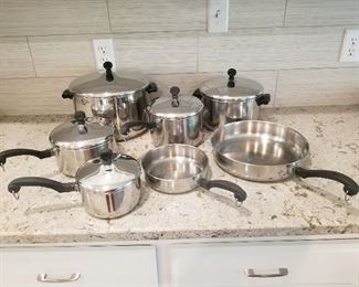 Farber Ware Cookware Set 