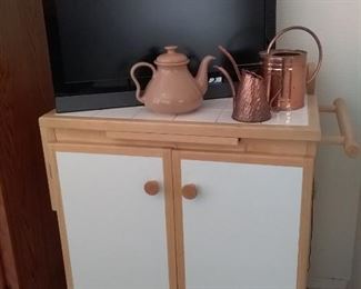 Portable kitchen/craft island