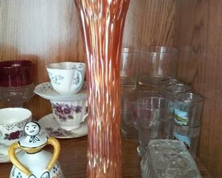 Depression-look vase