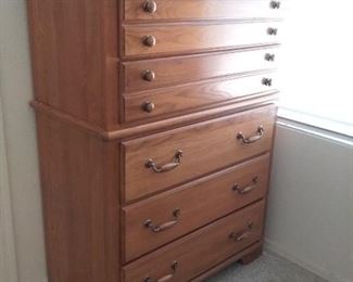 Kincaid mid-century chest of drawers