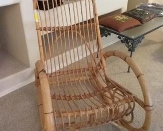 TIKI chair