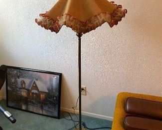 Vintage 1950's floor lamp