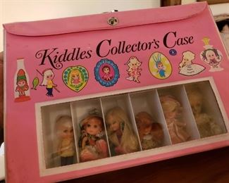 VINTAGE KIDDLES